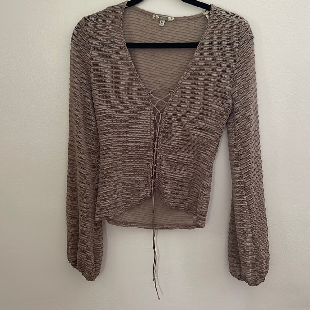 Boutique lace up balloon sleeve top